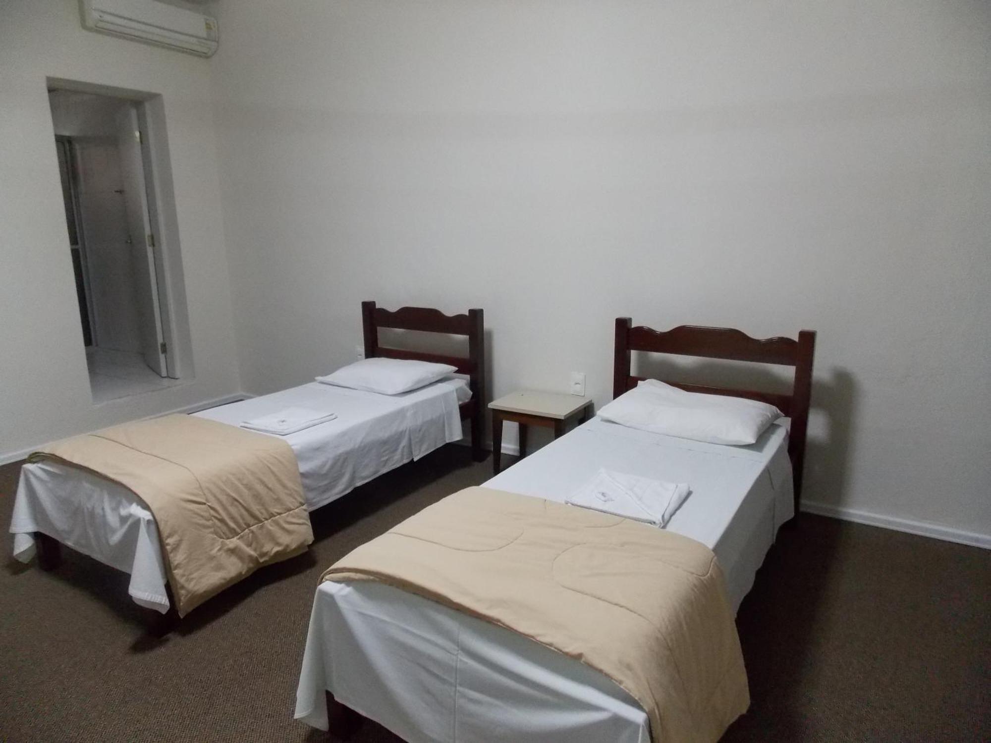 Hotel Mattes 约恩维利 客房 照片