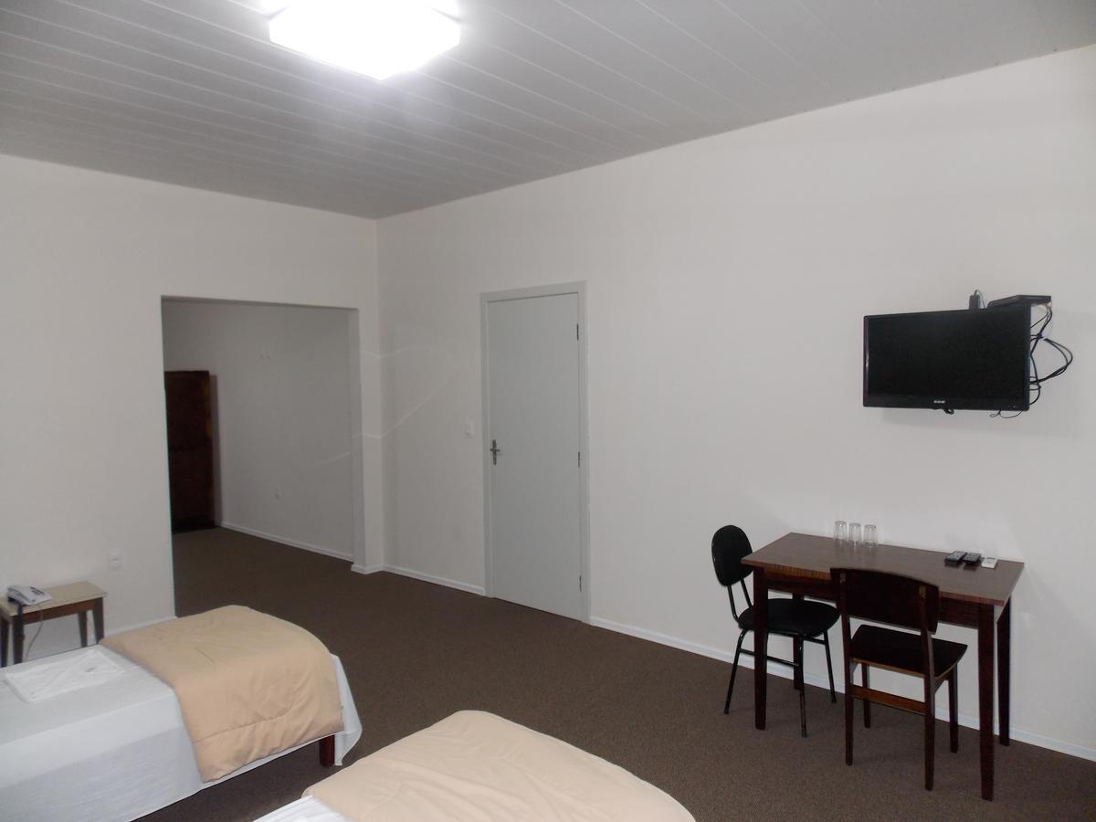 Hotel Mattes 约恩维利 外观 照片