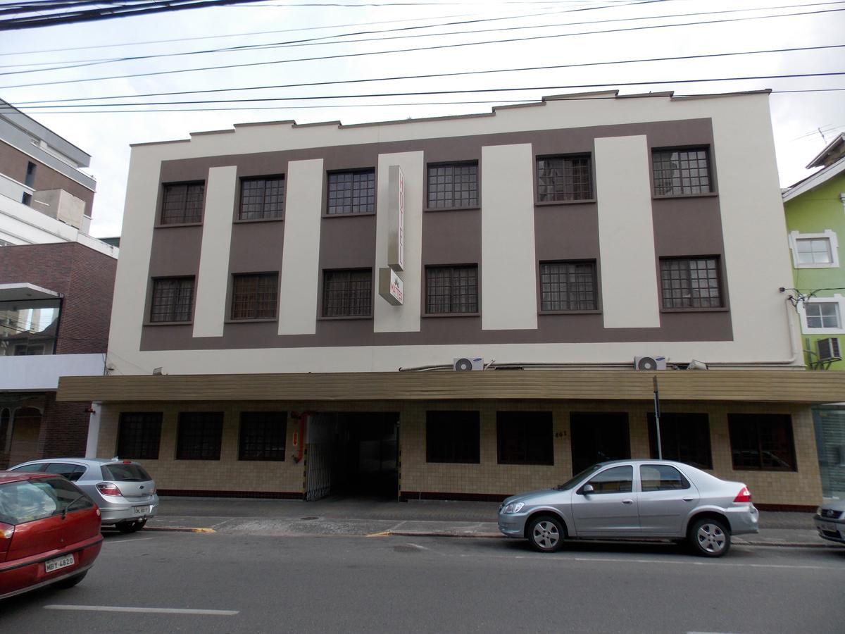 Hotel Mattes 约恩维利 外观 照片