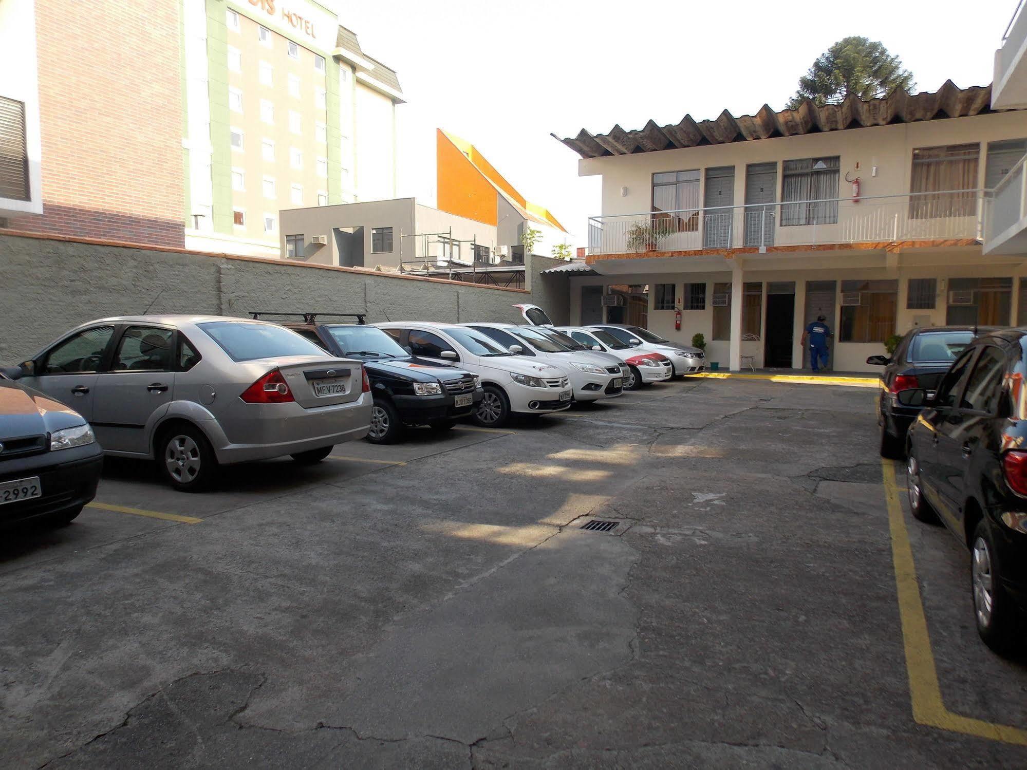 Hotel Mattes 约恩维利 外观 照片